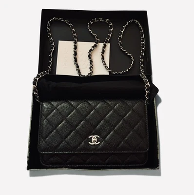 Chanel Wallet On Chain - Photo 1/4
