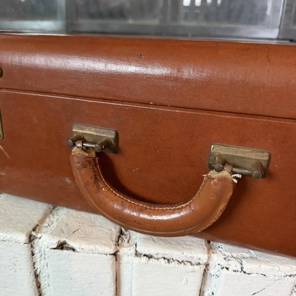 2 Vintage Leather Suitcases - Wedding Card Box or Boho / Rustic Home Decor - Image 3 of 4