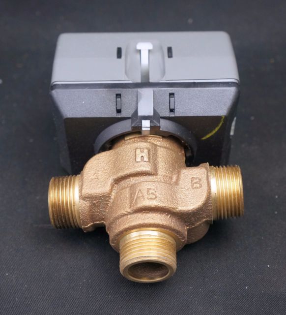 ARISTON MICROGENUS 27 BFFI DIVERTER VALVE 573455 WITH HONEYWEL VC6012 ACTUATOR