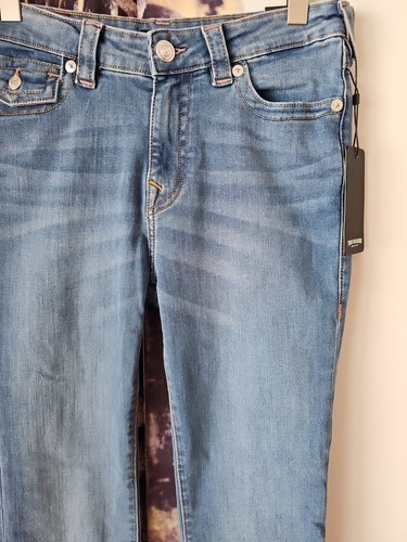 TRUE RELIGION Women's Billie Mid Rise Straight Leg Light Wash Jeans W30 JT01 - Picture 3 of 10