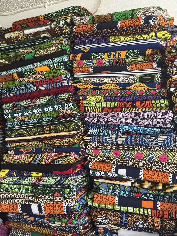 African Clothing (Quality Holland Vlisco) - Image 3 of 4