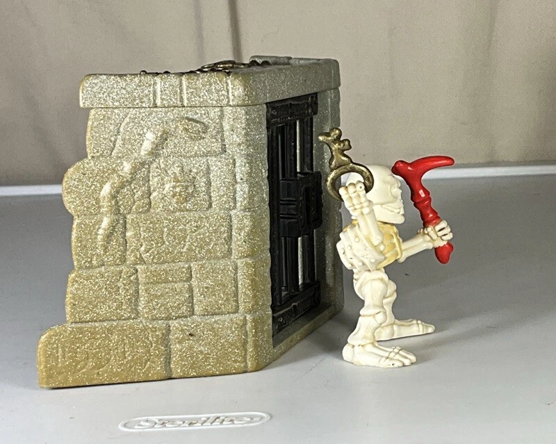 1995 Fisher Price Great Adventure Dungeons Trap 海盗 + 骷髅监狱 — 第 2/4 张图片
