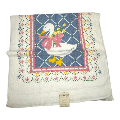 Vintage Goose Print Bath Towel 22 x 42 Cotttage Core New Old Stock