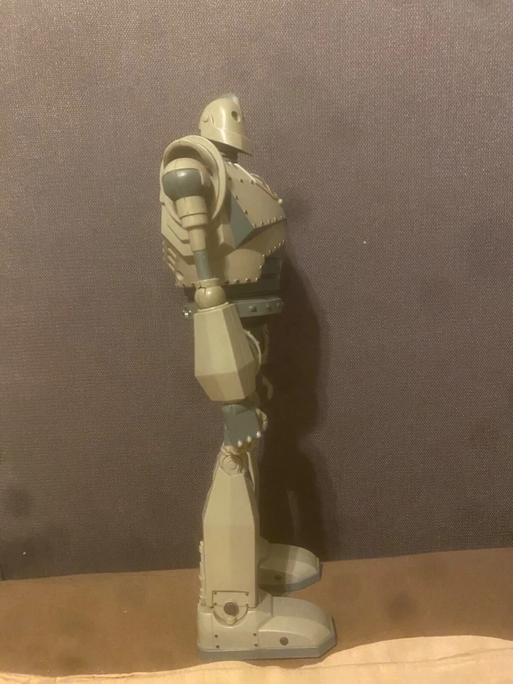 Power Hero Iron Giant Action Figure (Rare) 1999 - Image 3 of 4