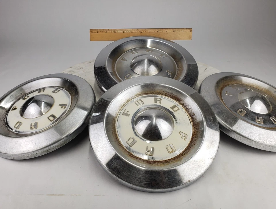 4x Tapacubos Ford Fairlane Galaxie 300 Tapacubos Plato para Perros Blanco 11" Acero Foto 2 de 4