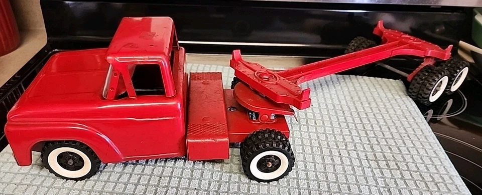 Vintage Structo Pressstahl LKW mit Holzanhänger