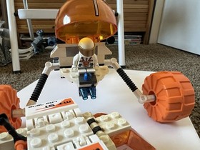 Misprint Pieces: LEGO Mars Vehicles MT-31 Trike (7694) & Mining Unit (7648)