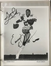 Vintage Dallas Cowboys #24 Everson Walls 8x10 (Rare) Signed B&W Action Photo