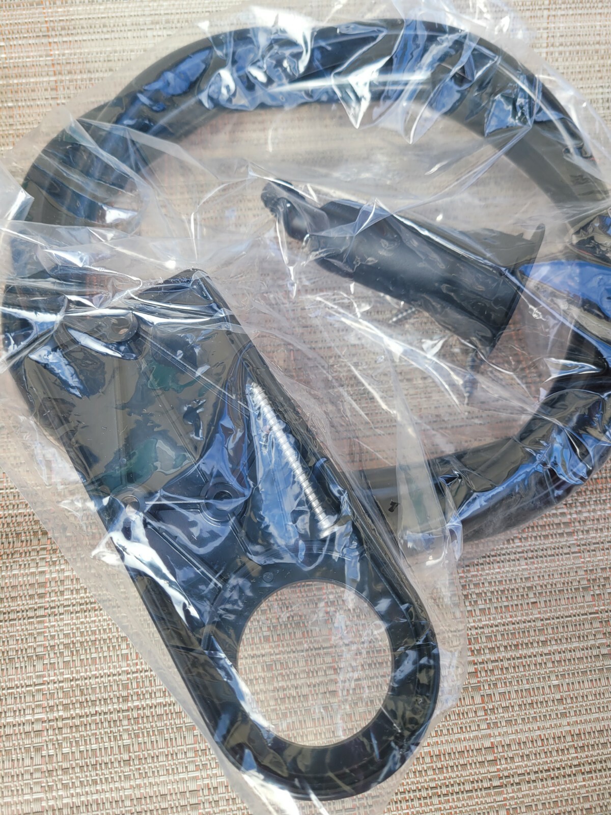 Soda gun holder, new style holster, bar gun holder. (Drain line