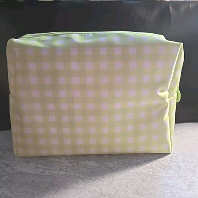 NEW Ipsy Glam Bag Green Gingham Picnic Makeup Bag Pouch Bag Only