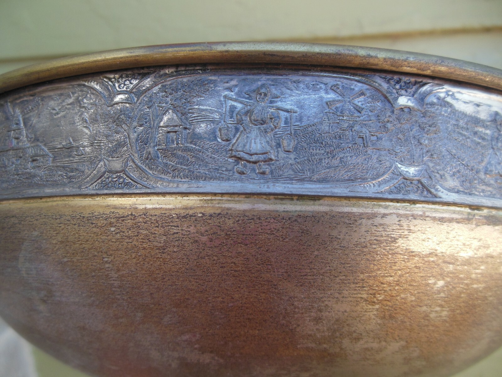 Vintage Sheffield Plate Compote Fruit Bowl Large Dutch Boy Girl Figural Scenes