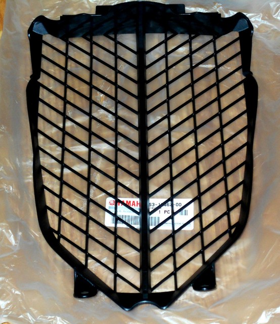 YAMAHA RAPTOR 700 BLACK PLASTIC FRONT RADIATOR GUARD, VENTED COVER 06