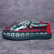 HEY DUDE Wally Holiday Cheers Slip On Loafers Mens Size 13 Green Christmas Print