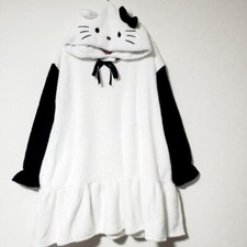 XL HELLO KITTY fleece knit Kawaii White dress Comfortable long sleeve Sanrio