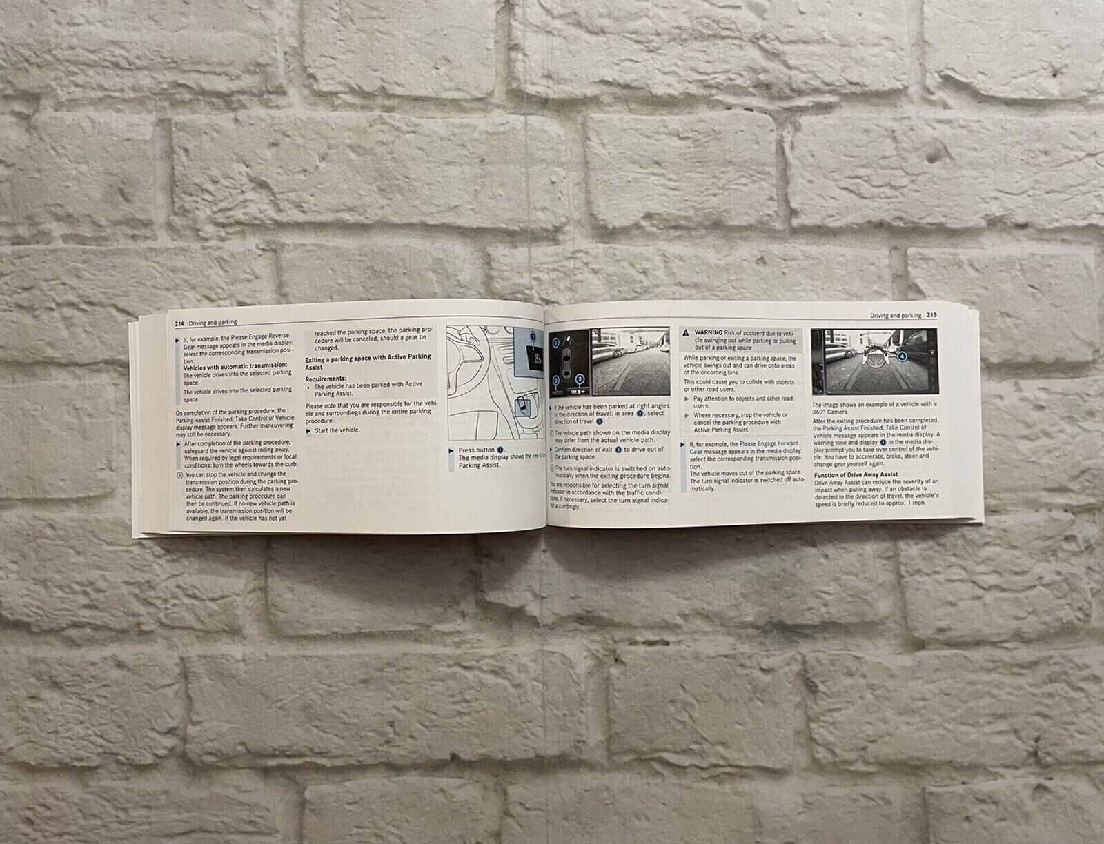 2020 Mercedes-Benz C-Class Sedan Owners Manual (C300 2.0L, C300 4MATIC 2.0L)