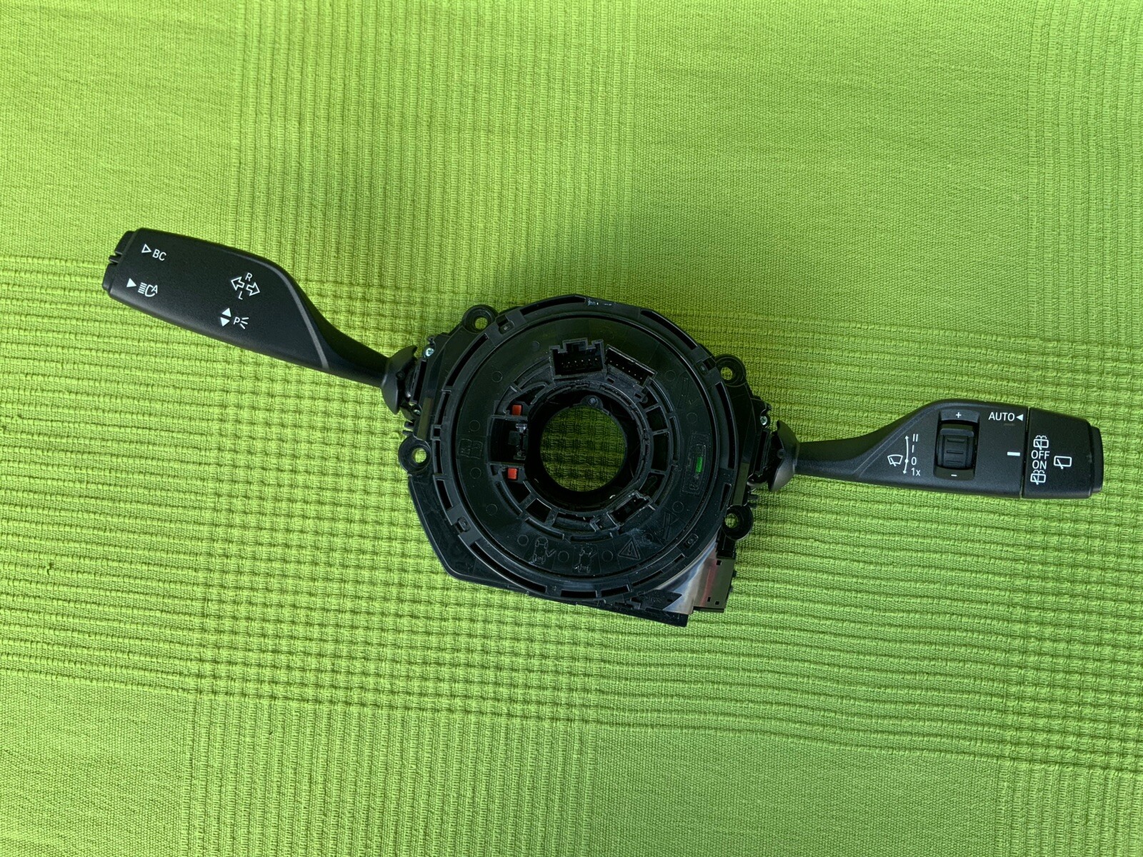 BMW F15 Turn Wiper Indicator Switch Slip Ring SQUIB 9320136 