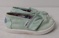 GIRLS TOMS SHOES SIZE 6C GREEN