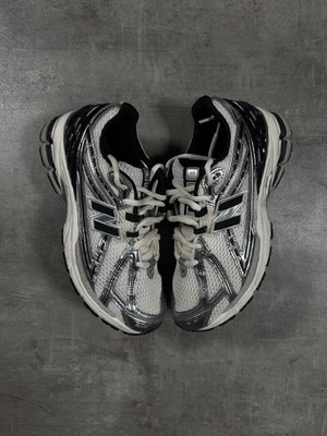 New Balance 1906R silver/metallic