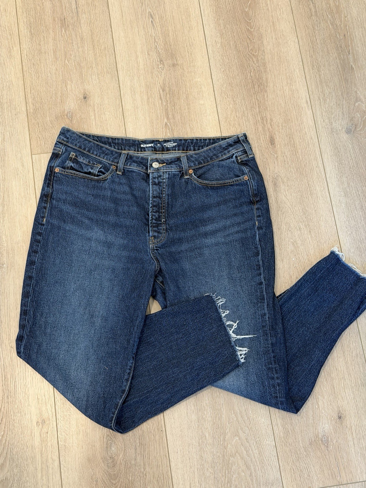 Old Navy Women’s High-Rise OG Straight Leg Dark Wash Jeans Raw Hem Size 16