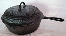 CHICAGO HARDWARE Foundry Hammered Cast Iron Skillet Dutch Oven 89A w/Lid 88CA