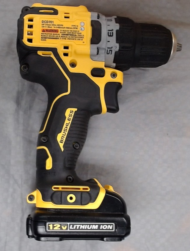 XTREME Drill, 3/8 in, 12 V DC - DCD701B W/BATTERY