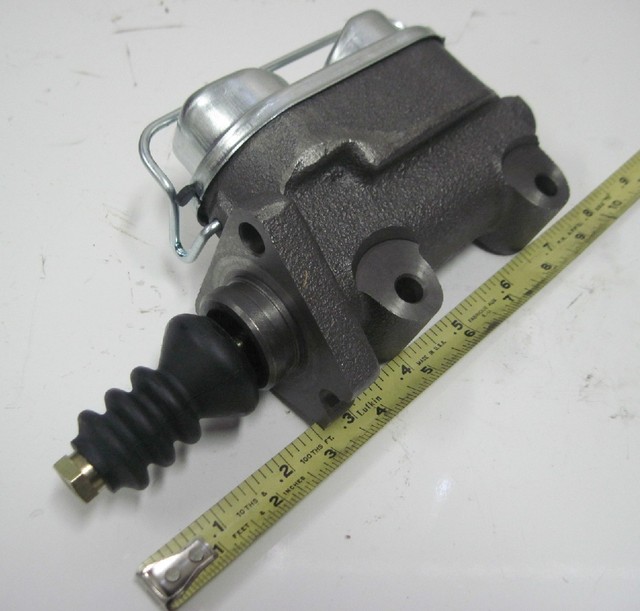 BRAKE FLUID MASTER CYLINDER NEW BENDIX 2228811-B