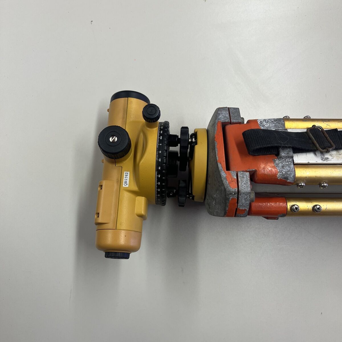 Topcon At-g7 22x Autolevel Optical Automatic Level W/ Case Topcon At-g7 22x Autolevel Optical Automatic Level W/ Case