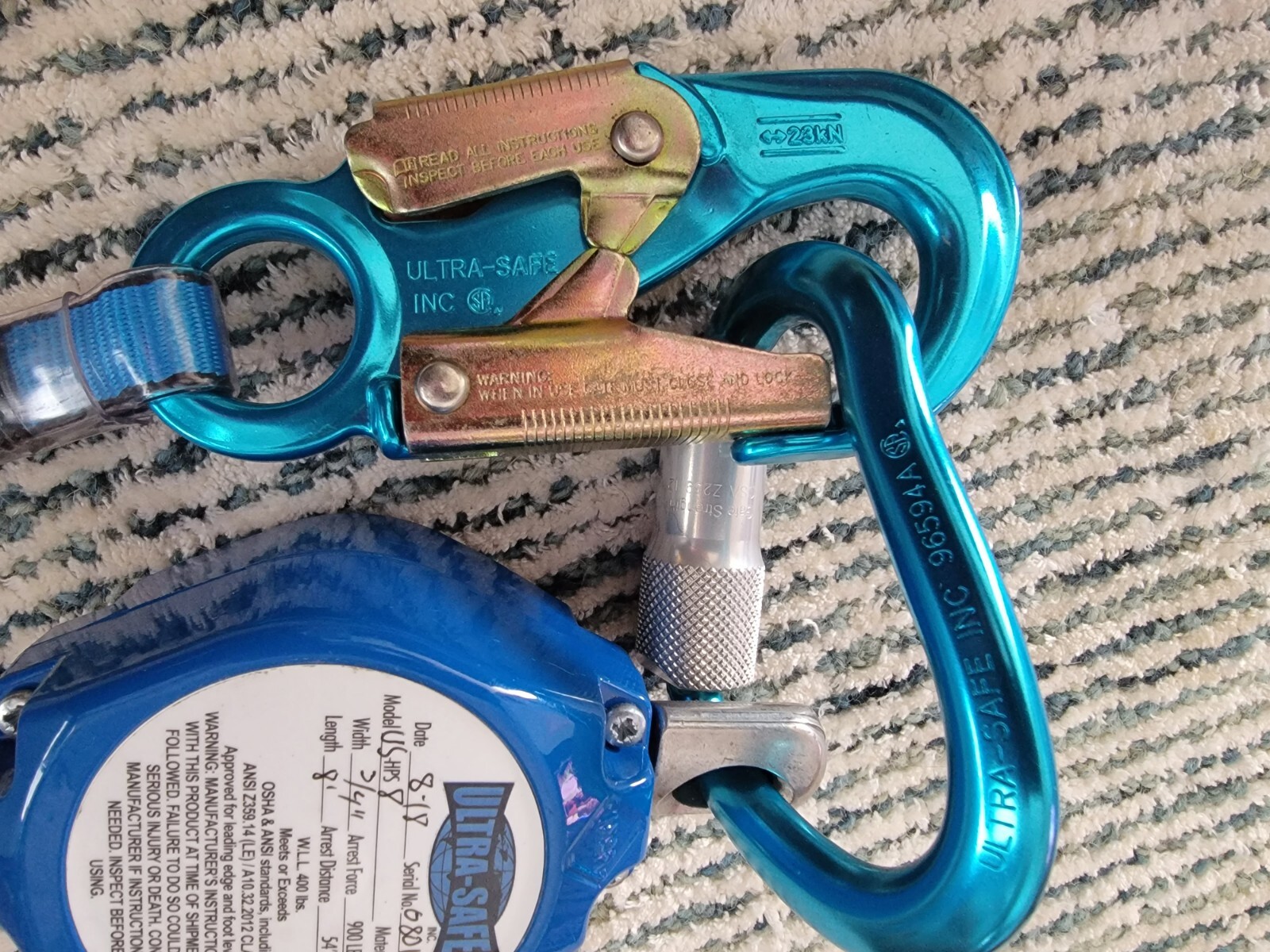 ULTRASAFE HPS 900 LBS MAX RETRACTABLE LANYARD Harness Safety OSHA Tree