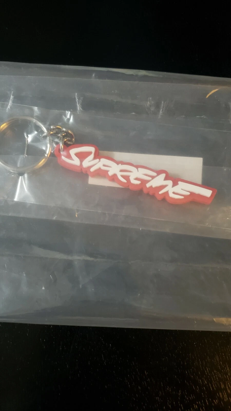 Supreme Futura Logo Keychain Red FW20 Brand New Supreme New York 2020 FW20A82