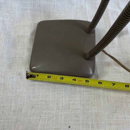 VINTAGE MCM INDUSTRIAL DOUBLE GOOSENECK DESK LAMP W/METAL CONE SHADES- WORKS - Picture 8 of 11