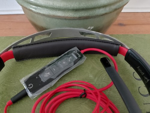 Poly - Plantronics Black wire C5220 Headset UNUSED Model *USB-A* AND *AUX* - 第 3/12 張圖片