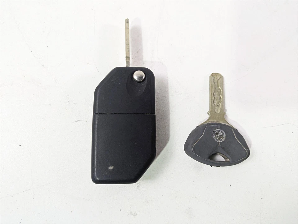 2016 BMW R1200RT K52 Hands Free Cdi Ignition Switch Key Lock Set 13618559224 - Image 4 of 4