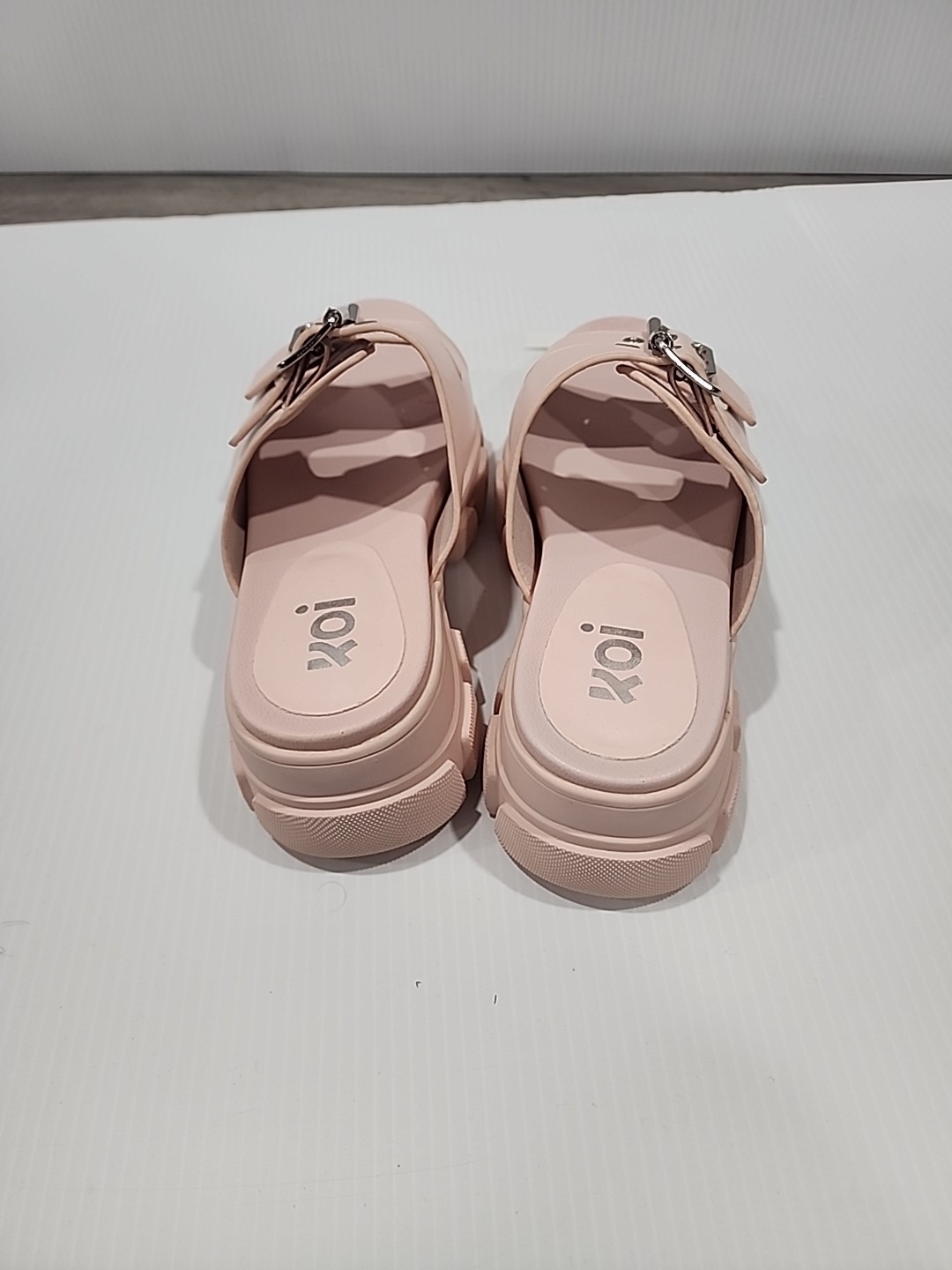 KOI FOOTWEAR WOMENS ARCH PASTEL PINK SLIDES. US SIZE 6 (VEGAN) image 5
