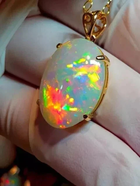 Natural Fire Opal 6.00Ct Oval Cut Solitaire Pendant 14K Yellow Gold Plated Foto 4 de 4