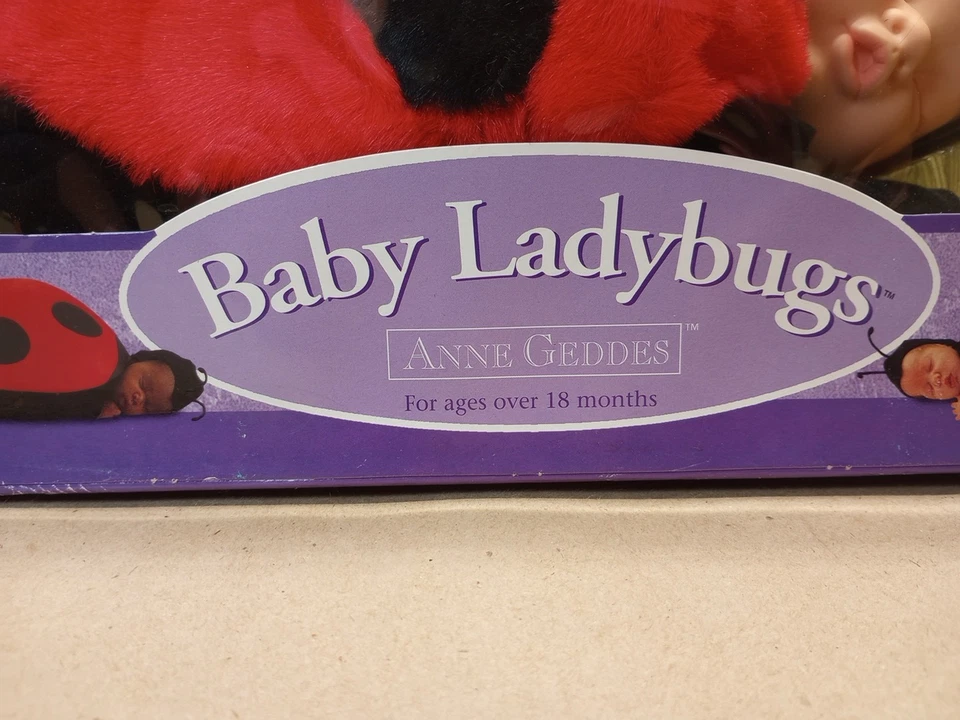 "Muñeca durmiente bebé Ladybug vintage Anne Geddes 17"" coleccionable 1997 NUEVO Foto 2 de 4