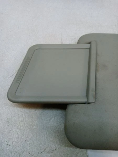 Parasol para pasajeros Kia Sedona 2008 sin luz fabricante original usado probado  Foto 4 de 4