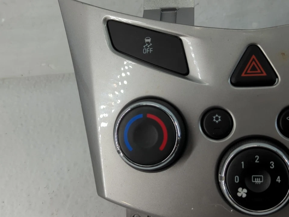 Chevrolet Trax 2015-2015 aire acondicionado calefacción climatización 94786520 UIZEF Foto 3 de 4