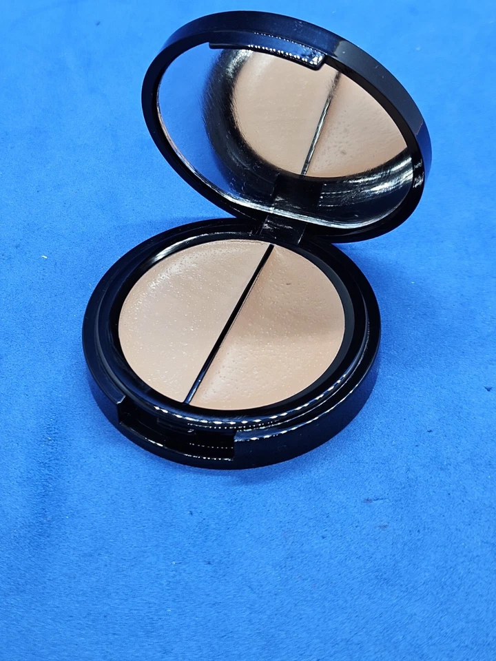 Corrector doble salmón Eve Pearl MEDIANO 0,16 oz/4,5 g Foto 3 de 4