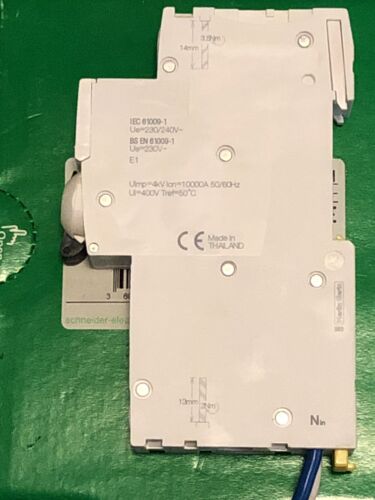 Schneider Electric A9D11820, Acti9 iC60H RCBO,1P + N,20A,30mA, A type,10kA - Picture 4 of 7
