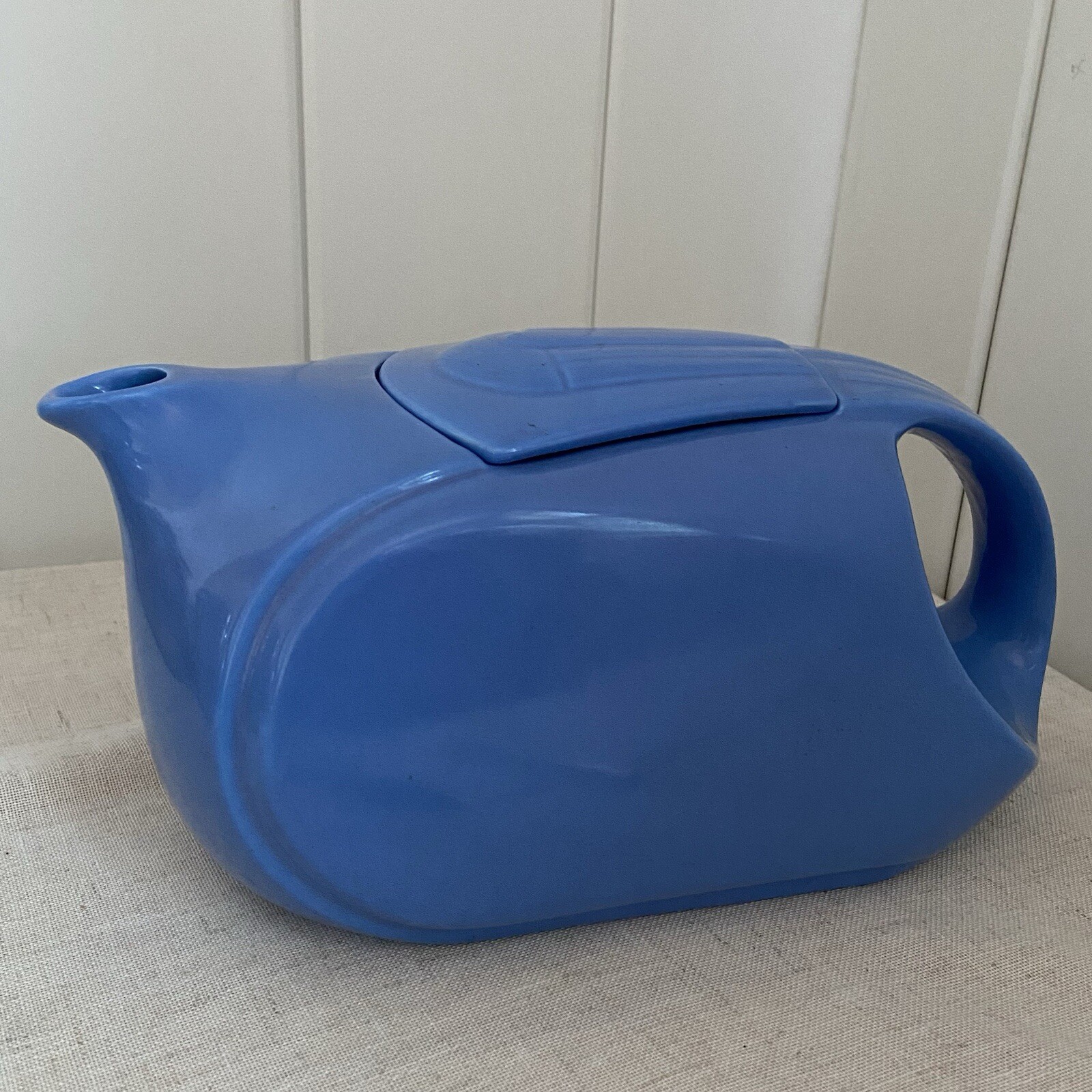 vintage Hall China Co USA Pitcher Westinghouse Streamline water jug blue 40s MCM