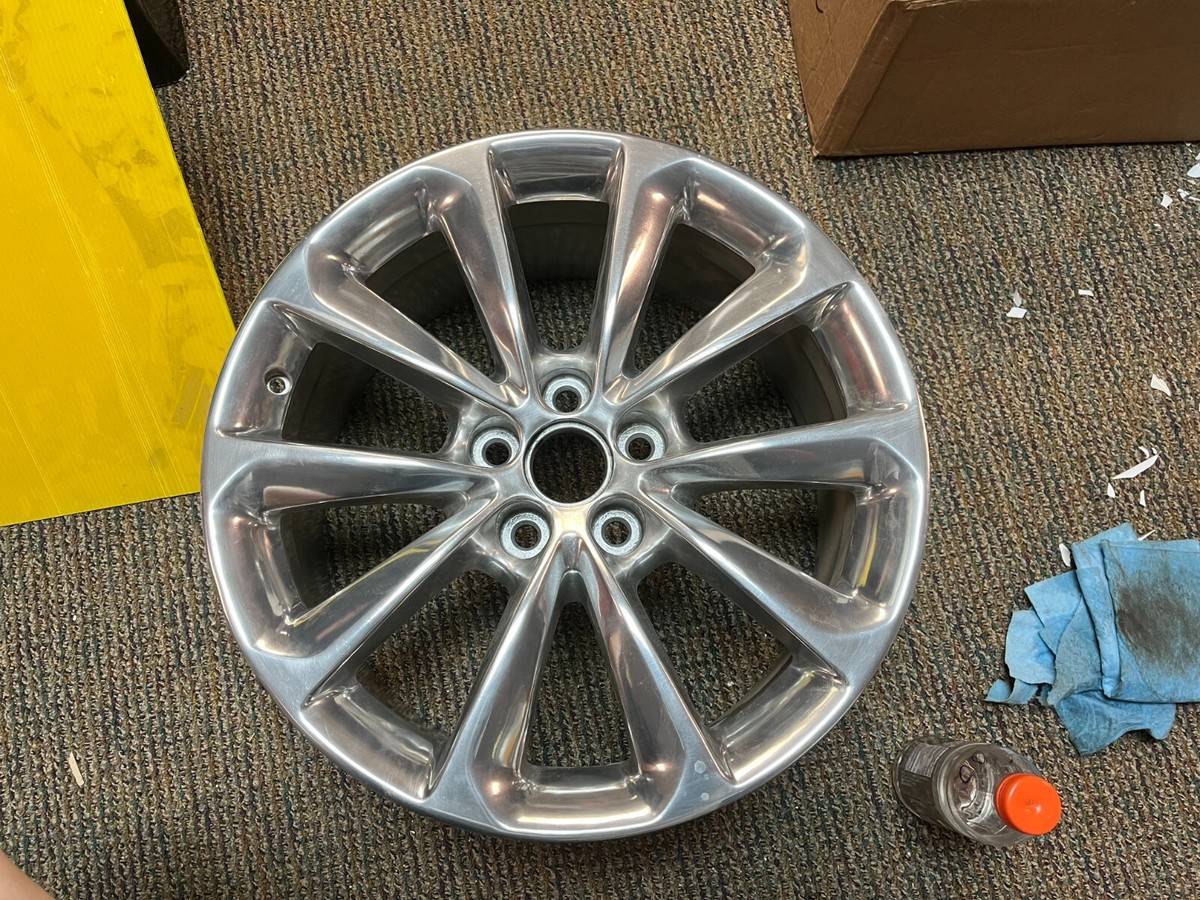 New 19x8.5 Alloy Wheel For 2013-2017 Cadillac XTS - Polished 10-Spoke - Replaces 22783689
