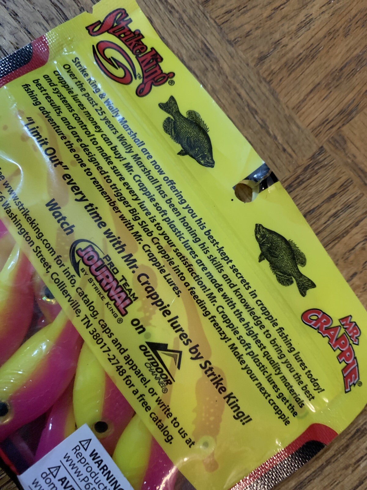 Mr Crappie Strike King Scizzor Shad Body Hot Chicken - Image 5