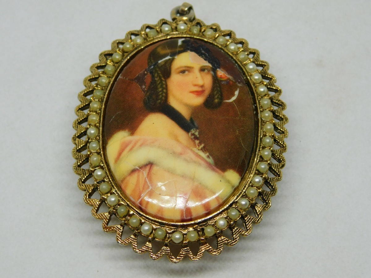 Vintage Alsta 17 Jewels Wind-up Analog Women display picture 2