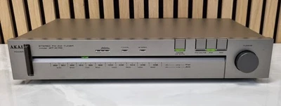 Akai AT-K110 Stereo Tuner Vintage HiFi Radio Empfänger AM FM Baustein Silber - Bild 1 von 3