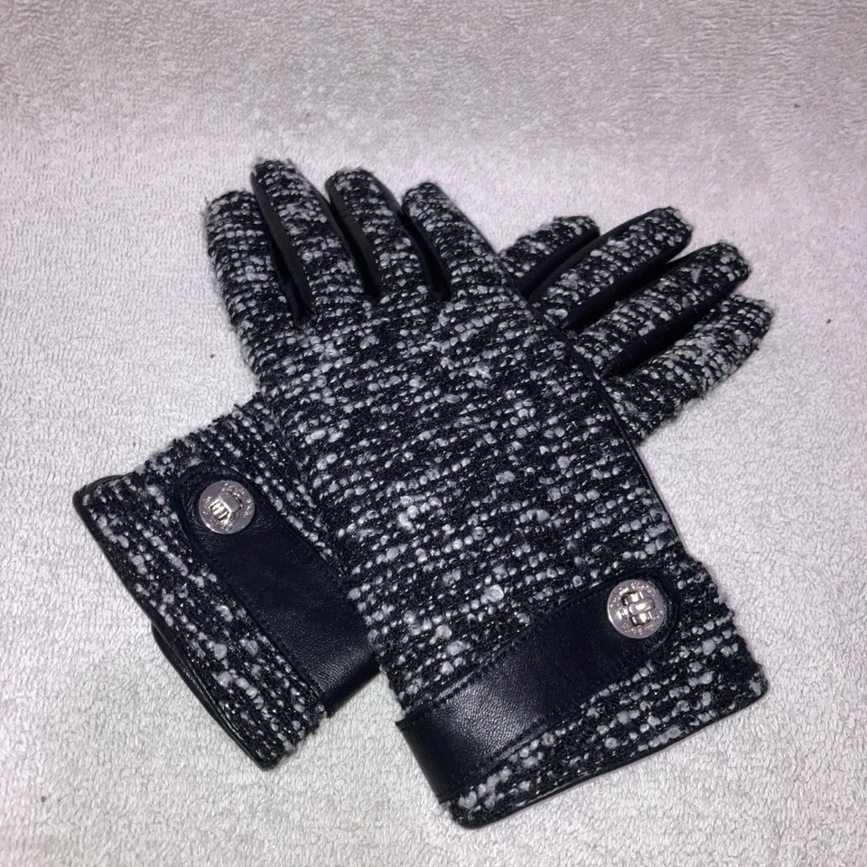 Calvin Klein Black Leather Tweed Fleece Lined Ladies Gloves Turnlock Detail Sz S - Image 2 of 4