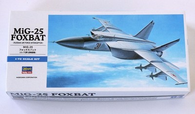 Hasegawa 00434   MiG 25 Foxbat   Plastikmodellbausatz im Maßstab 1:72