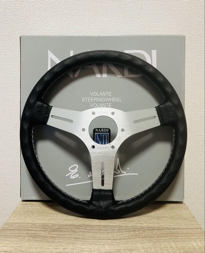 NARDI Classic Leather Steering Wheel 13 inch #PG3N79 - Picture 4 of 6