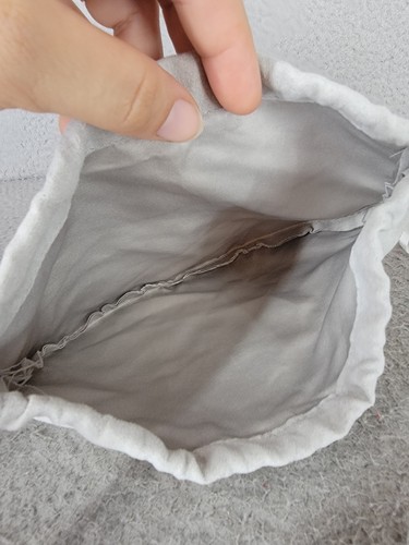 Anthropologie Grey Microfiber Drawstring Pouch Lot 4 Jewelry Accessory Storage - Picture 6 of 7