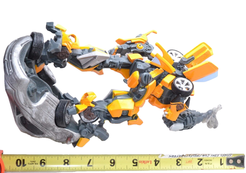 Figura estatua versión película Transformers BUMBLEBEE (2006) - Imagen 6 de 9