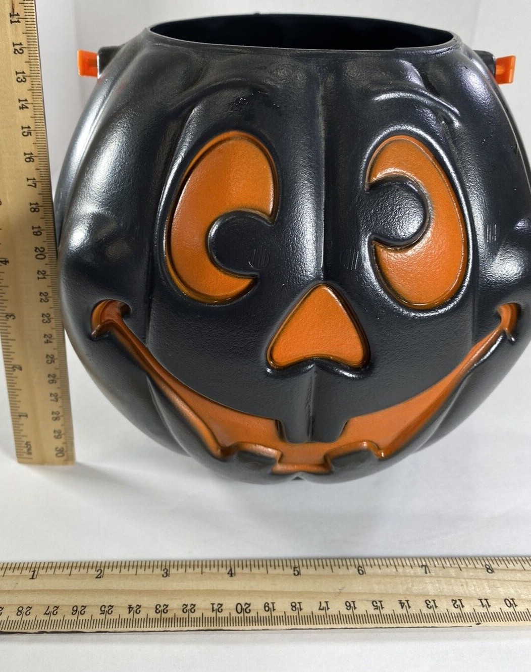 Foto 1 di 6